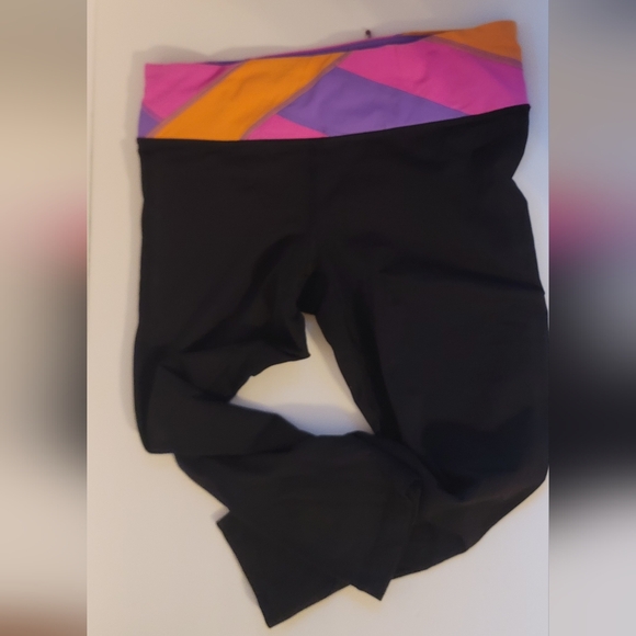 Lululemon Run: Inspire Crop II Black/Highlight Colorblock BUNDLE - Picture 6 of 10